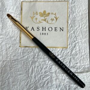 Kashoen 1883 Makeup Brush - Black and Gold